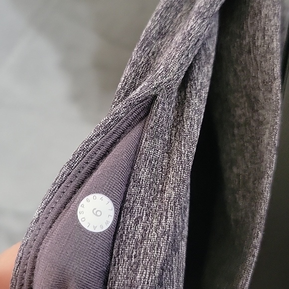 Lululemon Tied To It Crop - Picture 6 of 6